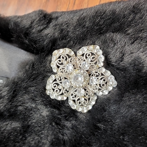 Black fur like Shrug NEW - Picture 6 of 6